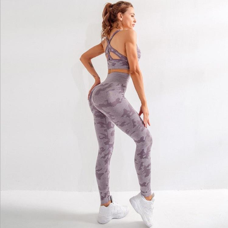 3-piece camouflage seamless yoga outfit for women - front view